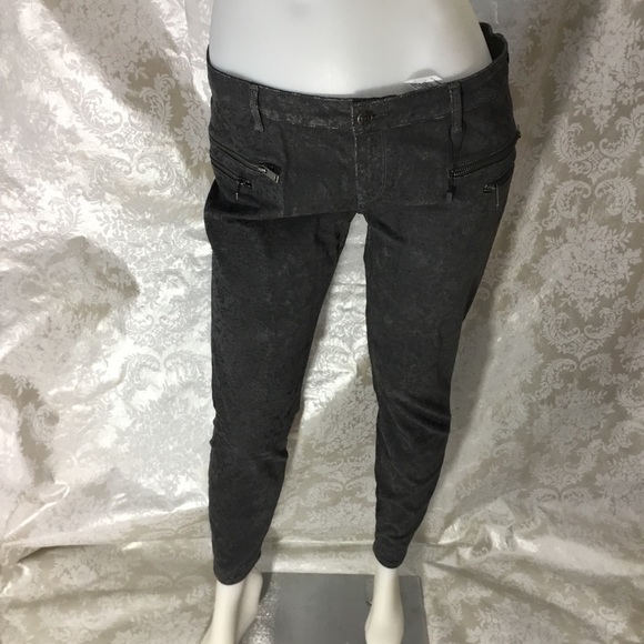 Zara Denim - Zara Floral Embossed Jeans